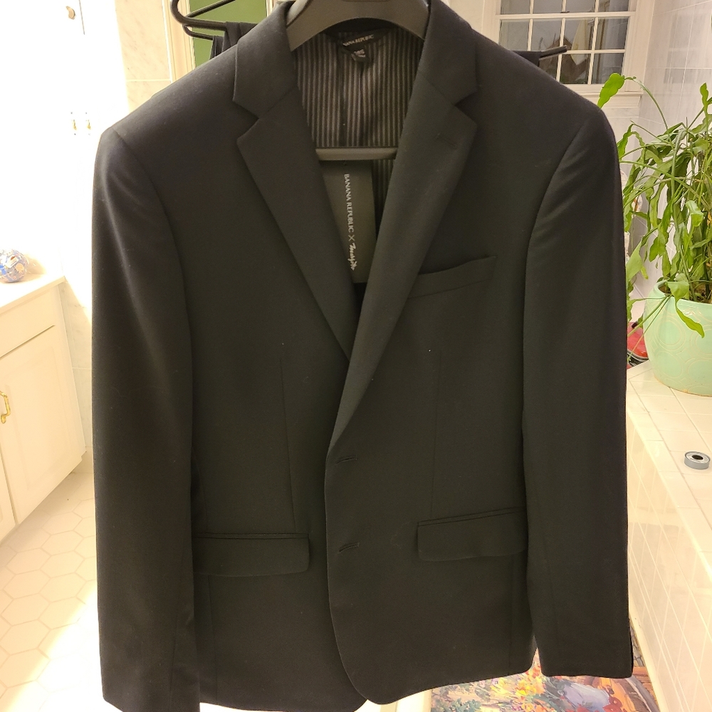 Banana Republic Black Slim Solid Italian Wool Suit